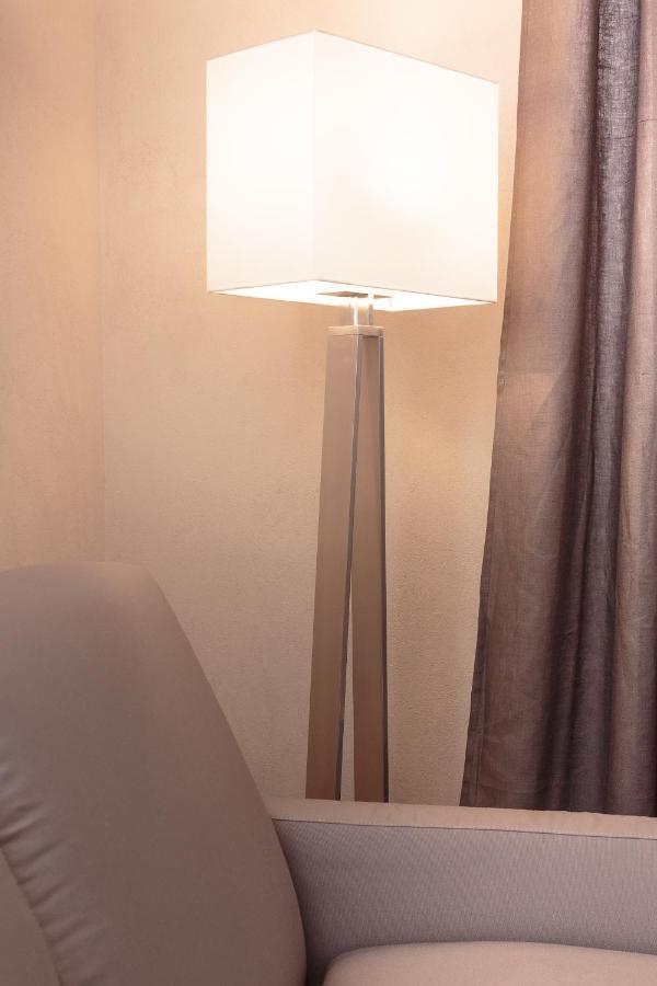 Margana Tower Aparthotel Рим Екстериор снимка